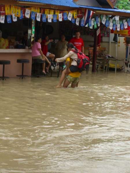 Getting around in pattaya flood
